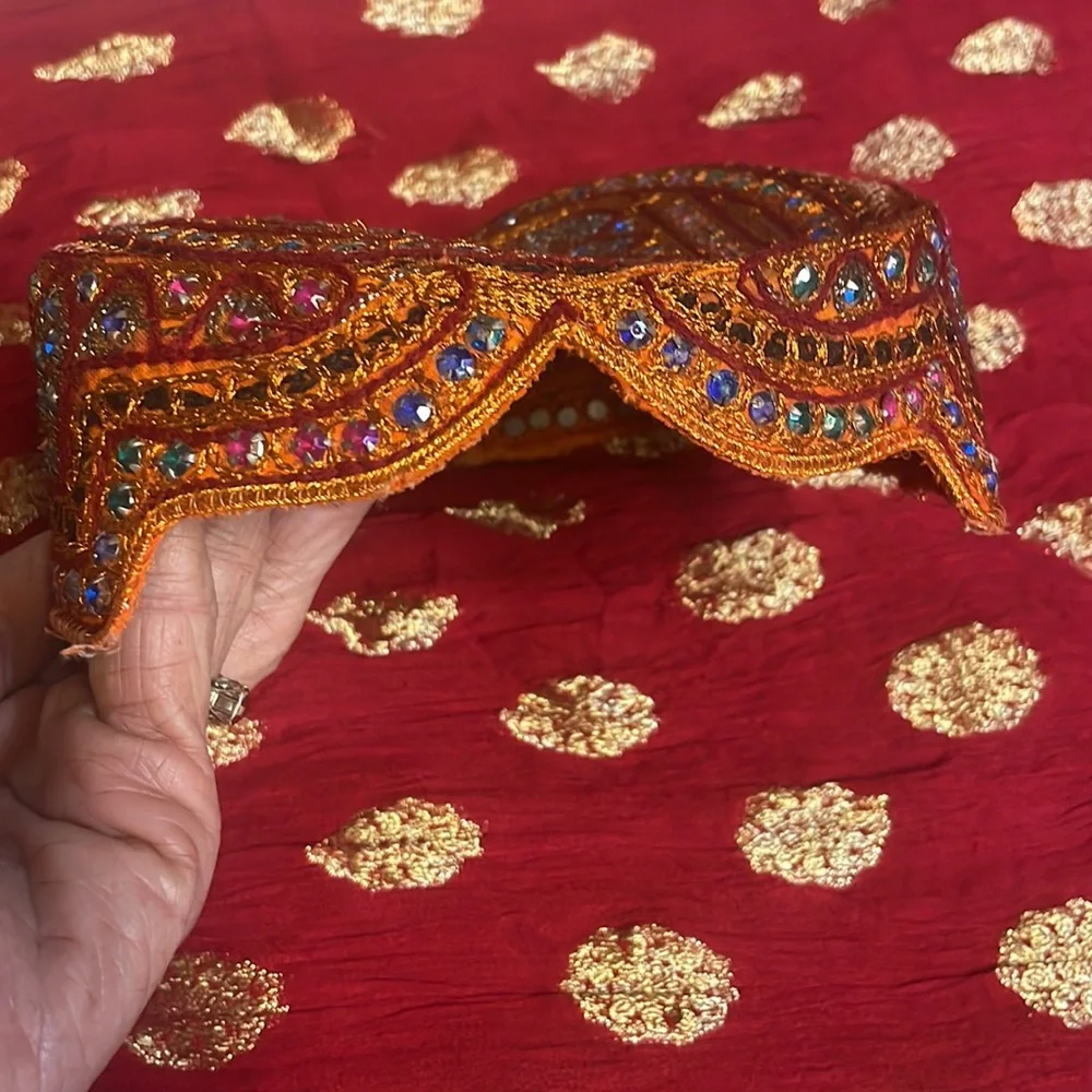 Boho-ethnic dress and cap - Picture 12 of 13